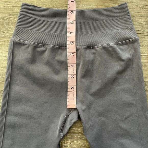 Lululemon Ebb To Street Crop Legging in Moonwalk - Picture 6 of 11